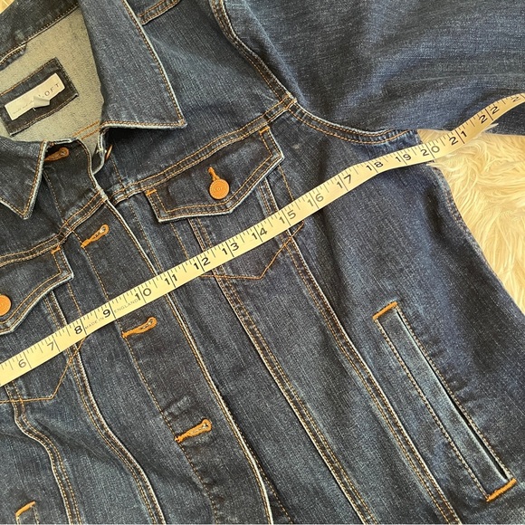 New Ann Taylor LOFT Classic Dark Wash Denim Jacket –Size L (fits M best) - Picture 8 of 11